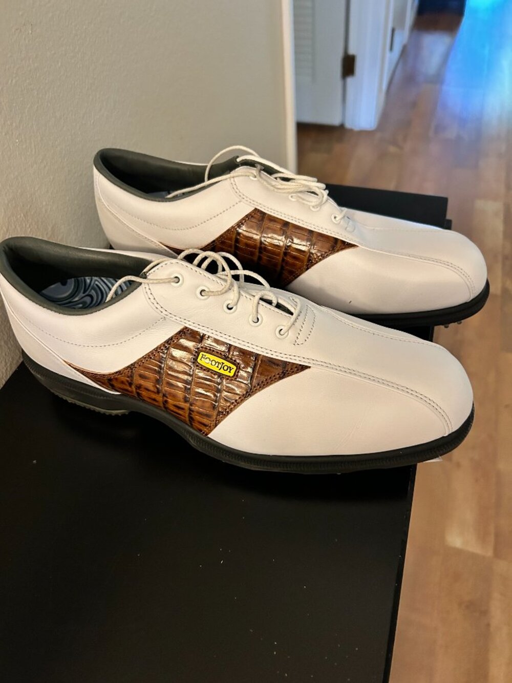 FOOTJOY / DRYJOYS Golf Shoes - Size 10